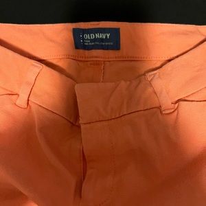 Old Navy Pixie Pants Coral woman’s 4